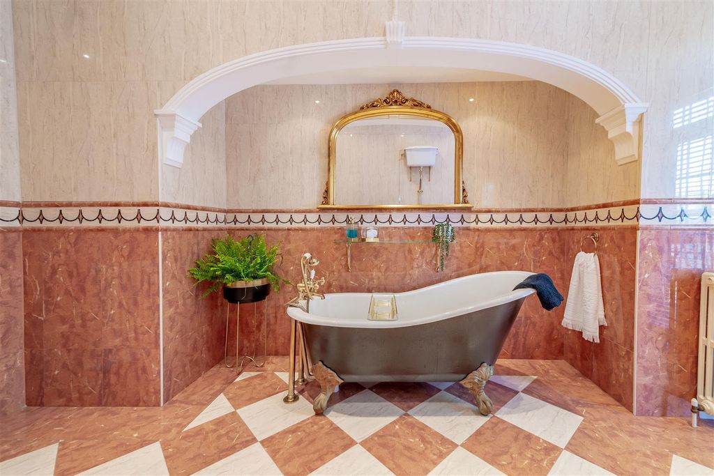 Additional image 31 of 5 bed detached house for saleGrangelea Gardens, Bramcote, Nottingham NG9