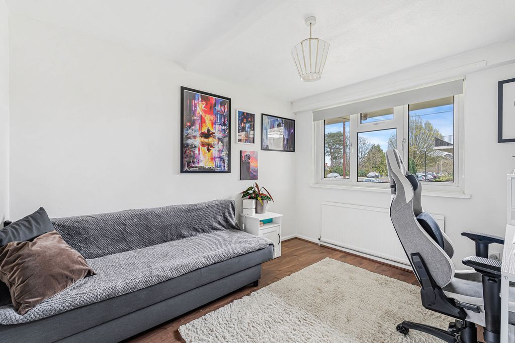 Additional image 6 of 2 bed maisonette for saleKildare Close, Bordon, Hampshire GU35