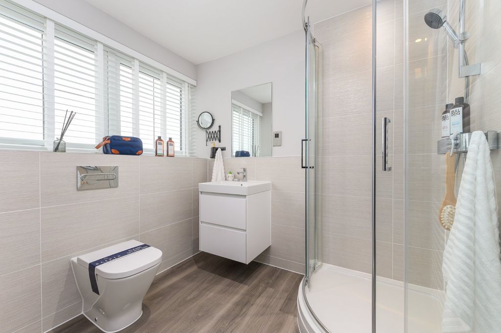 Additional image 11 of 6 bed detached house for saleKingsgate Place, Reading Street, Broadstairs, Kent CT10