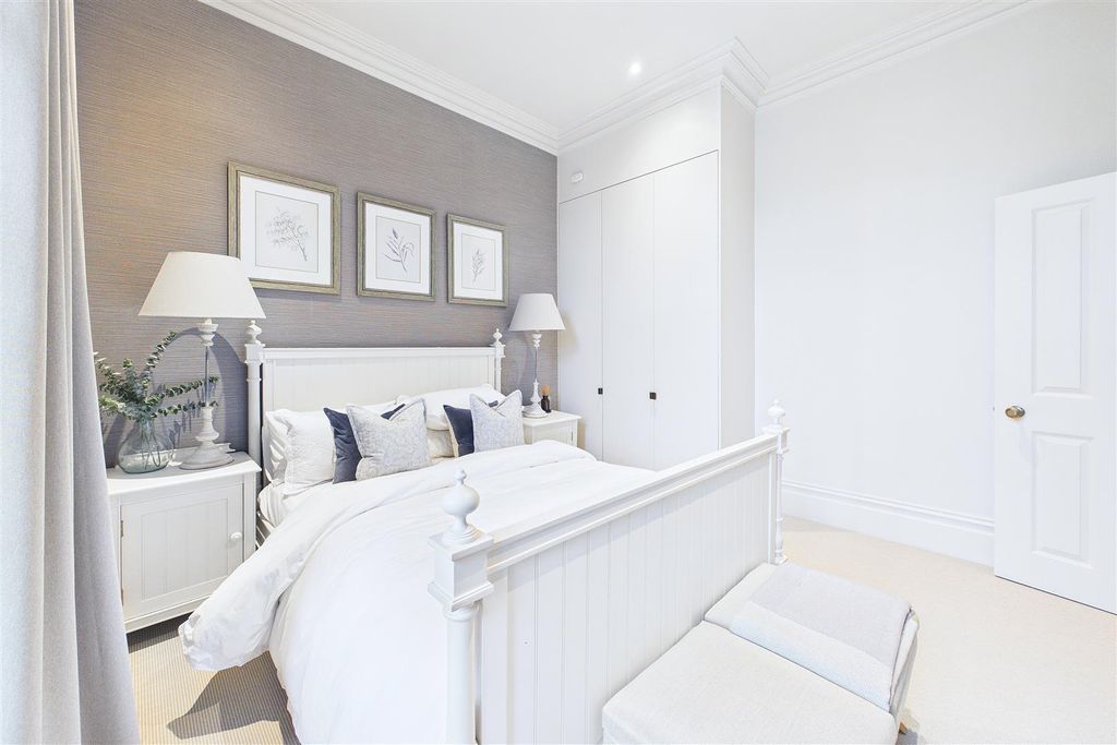 Additional image 10 of 2 bed flat for saleElton Road, Clevedon BS21