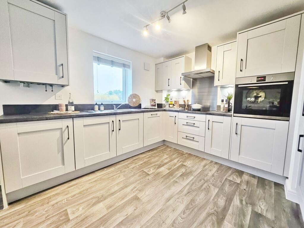 2 bed flat for saleBeebys Way, Hampton Water, Peterborough PE7 photo 4