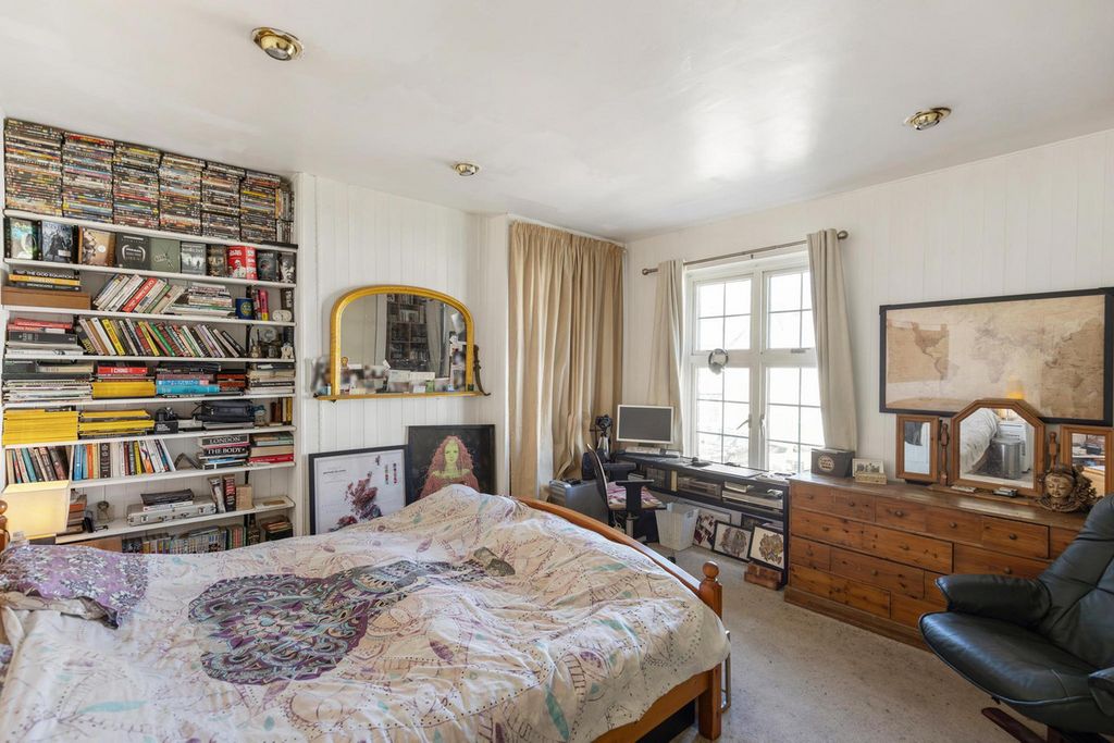 Additional image 9 of 3 bed terraced house for saleClitherow Road, Brentford TW8