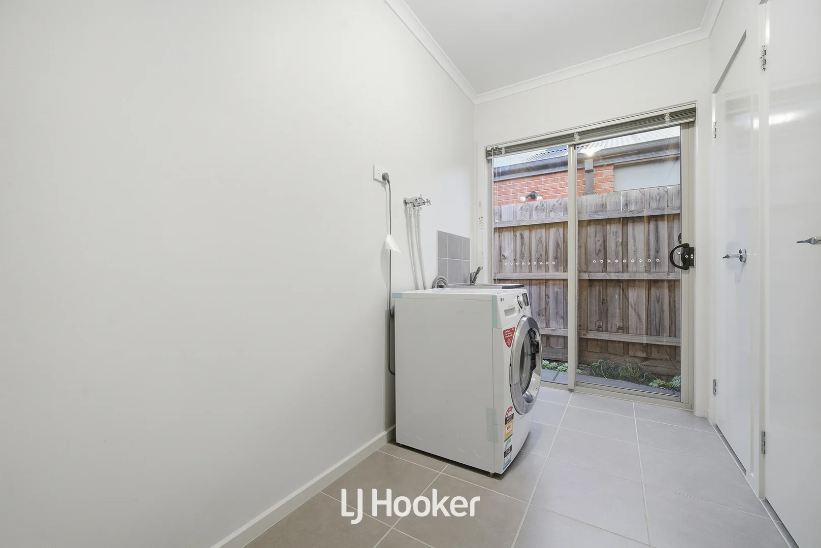 Additional image 14 of 16 Dedina Walk, Dandenong VIC 3175