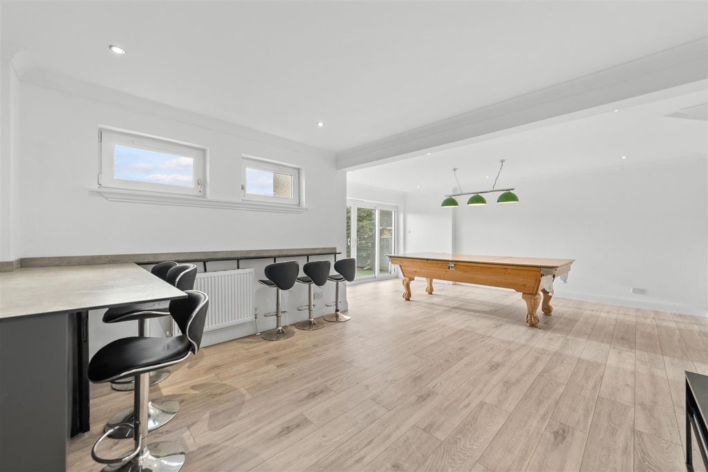Additional image 18 of 5 bed detached house for saleSnead View, Motherwell ML1