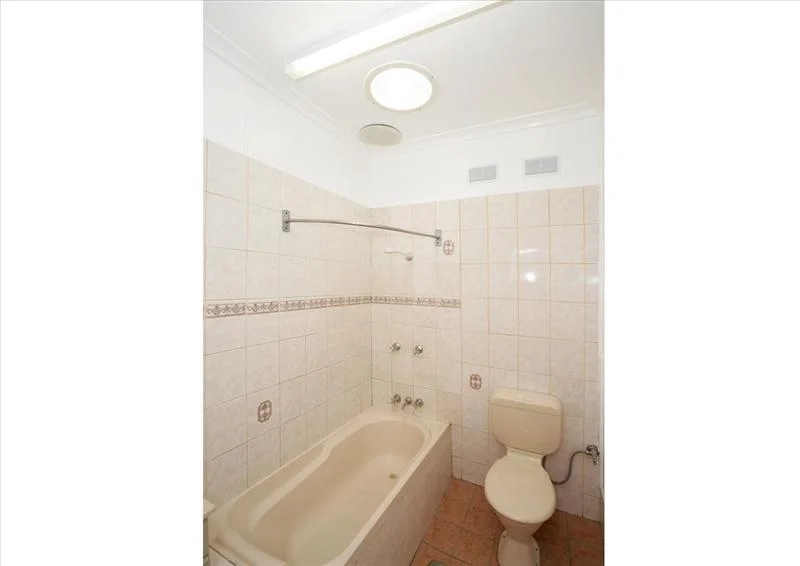 Additional image 6 of 49 Phillip Avenue, Mount Austin NSW 2650
