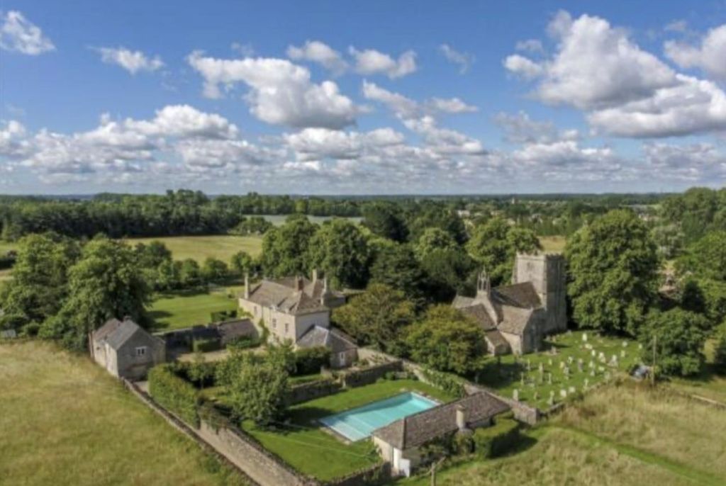 7 bed detached house for salePreston Place, Preston, Cirencester, Gloucestershire GL7