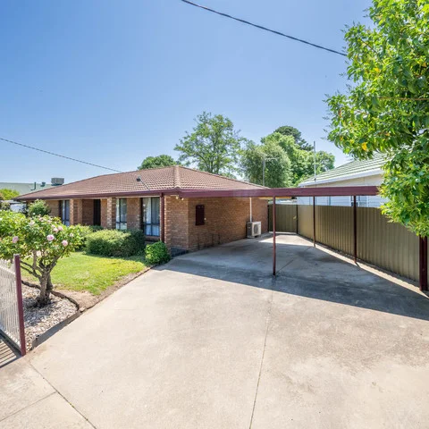 77 Regent Street, Shepparton VIC 3630 photo 2