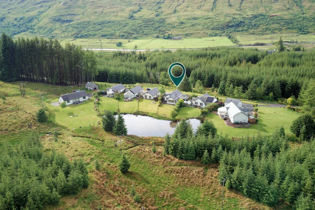2 bed cottage for saleWester Lix Cottages, Killin FK21