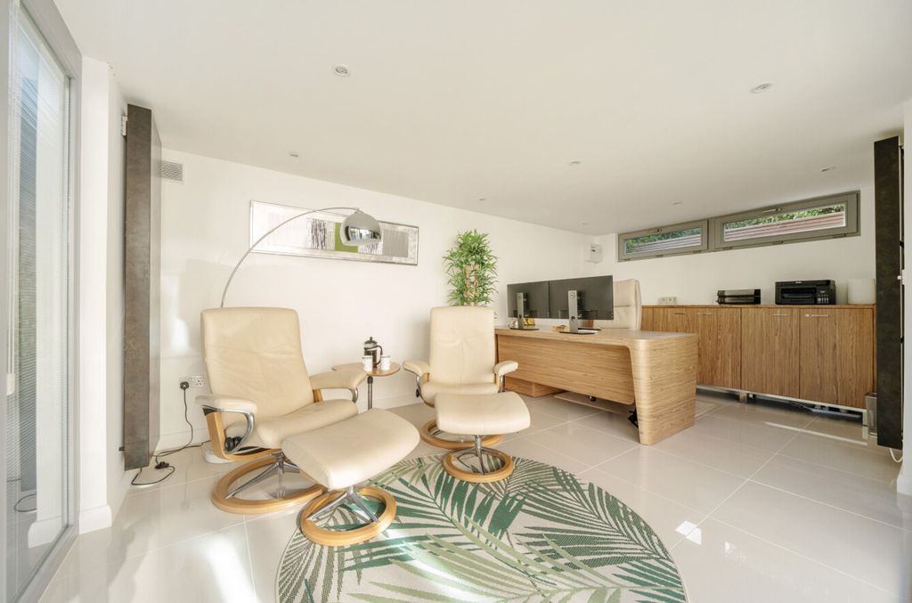 Additional image 34 of 5 bed detached house for saleLimmard Way, Bognor Regis PO22