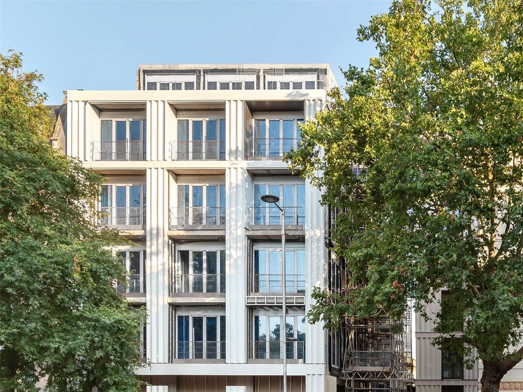 Additional image 2 of 4 bed flat for saleHolland Park Gate, Penthouse, 257 Kensington High St, London W8