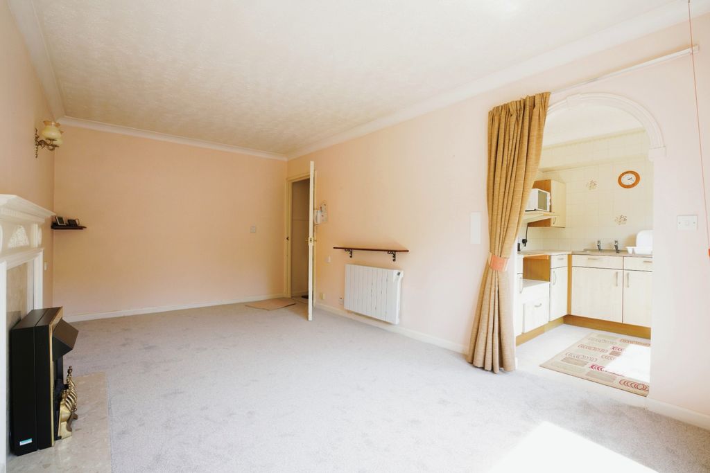 Additional image 3 of 1 bed flat for saleBurnards Court, Bodmin PL31