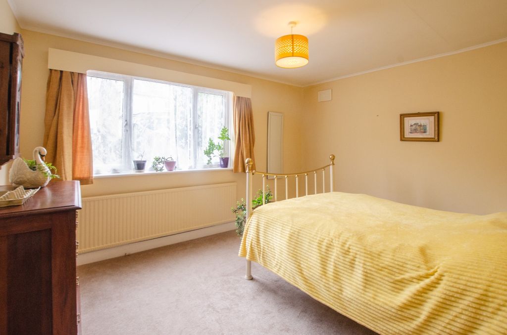 Additional image 11 of 4 bed flat for sale85 Fore Street, Bodmin PL31