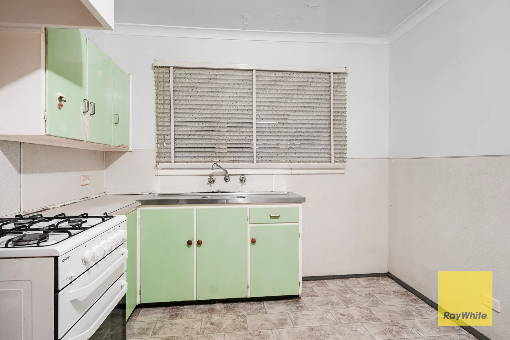 Additional image 12 of 1 Meakers Way, Girrawheen WA 6064