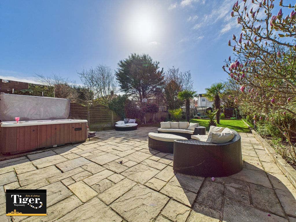 Additional image 33 of 4 bed semi-detached house for saleWest Park Drive, Blackpool FY3