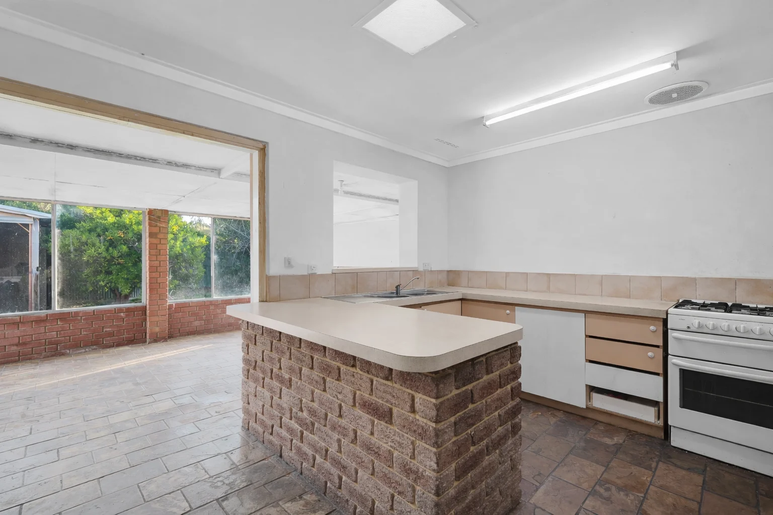 Additional image 16 of 17 Elanora Road, Armadale WA 6112