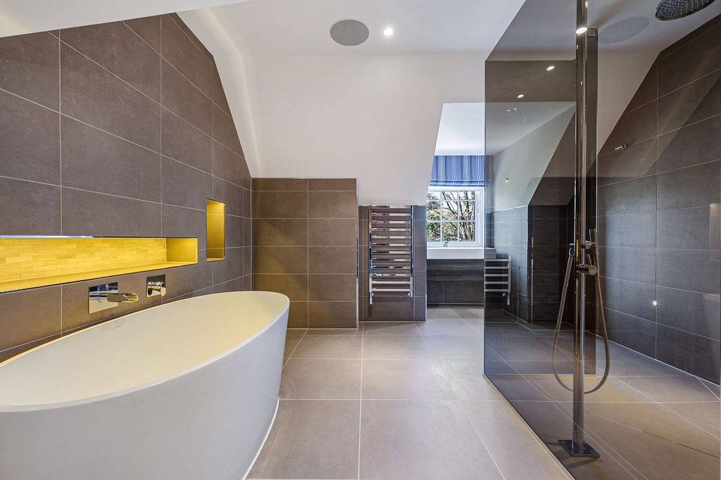 Additional image 16 of 6 bed detached house for saleHill Top, Hale WA15