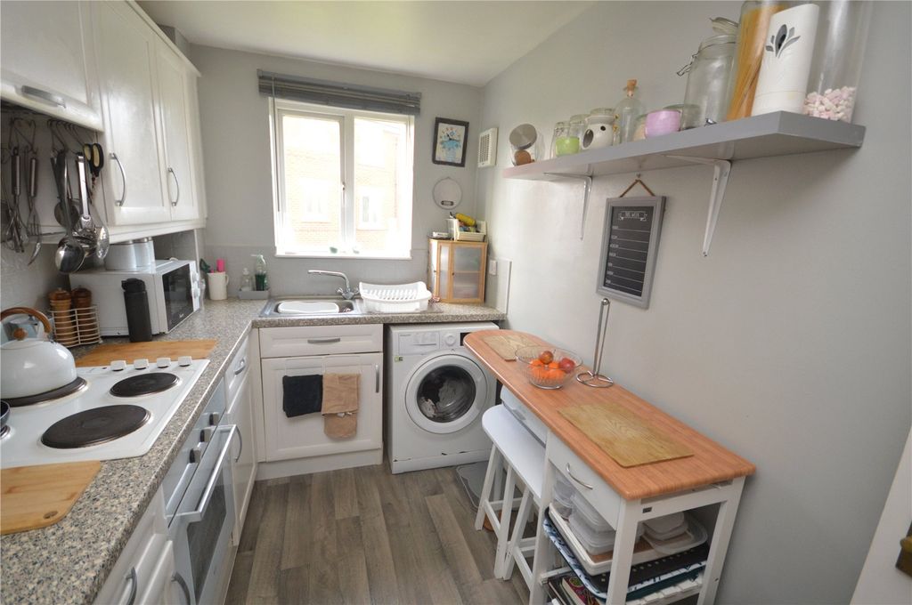 Additional image 3 of 2 bed flat for saleDuke Street, Bridgwater, Somerset TA6