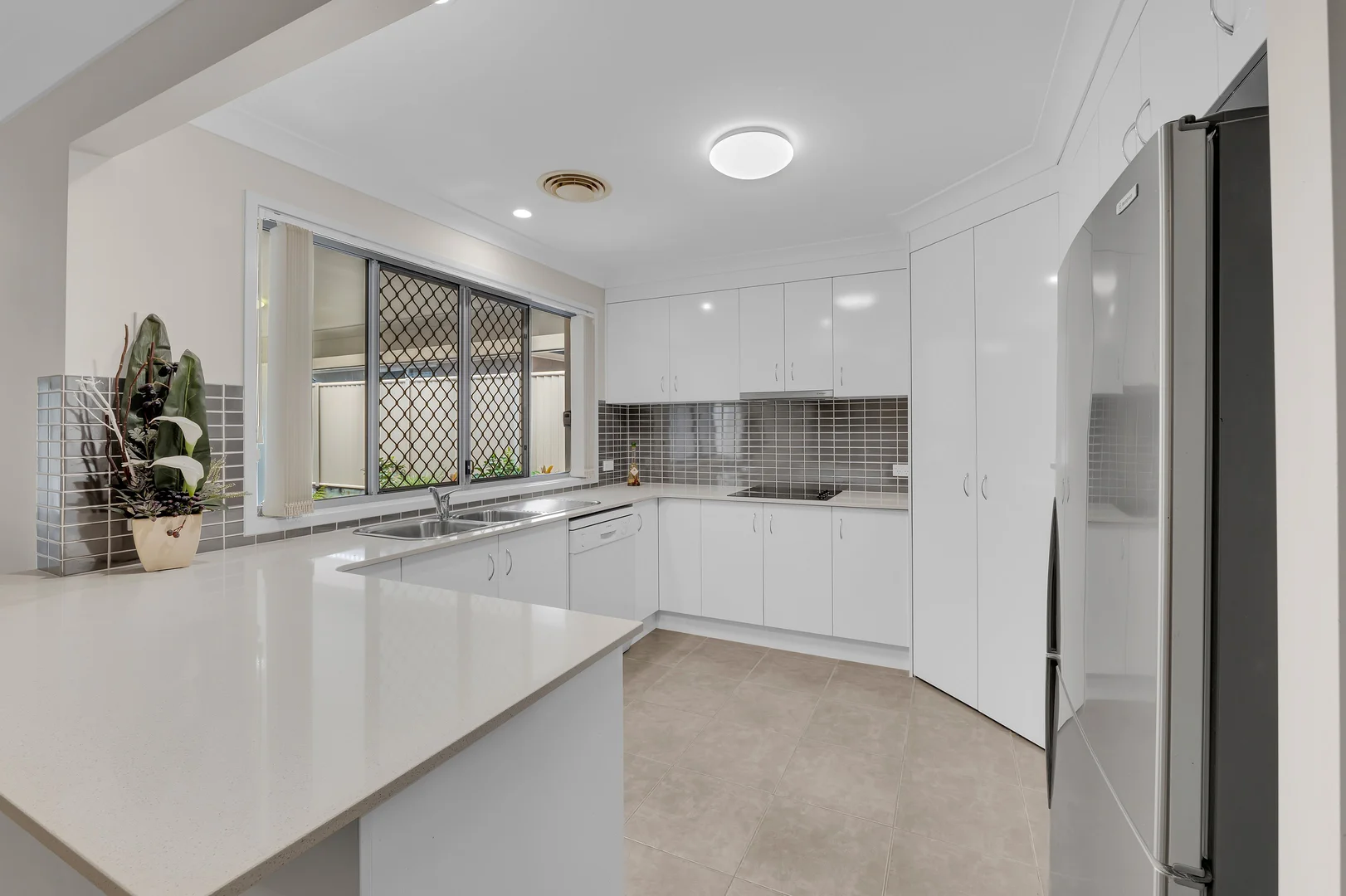 Additional image 7 of 10 Ronnie Street, Cleveland QLD 4163