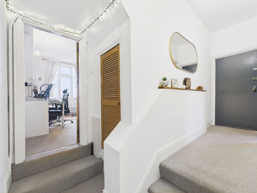 Additional image 16 of 2 bed flat for saleDurleigh Road, Bridgwater TA6