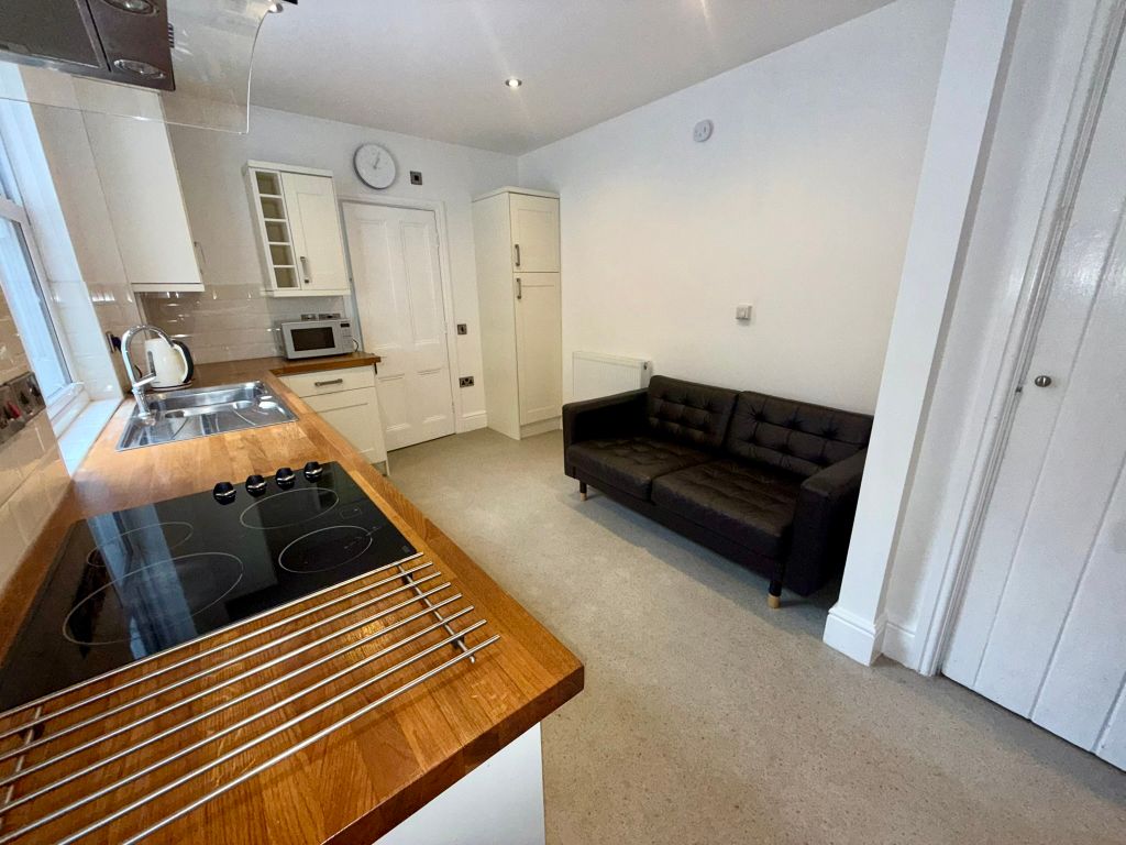 Additional image 5 of 1 bed flat for salePortland Road, Aberystwyth SY23