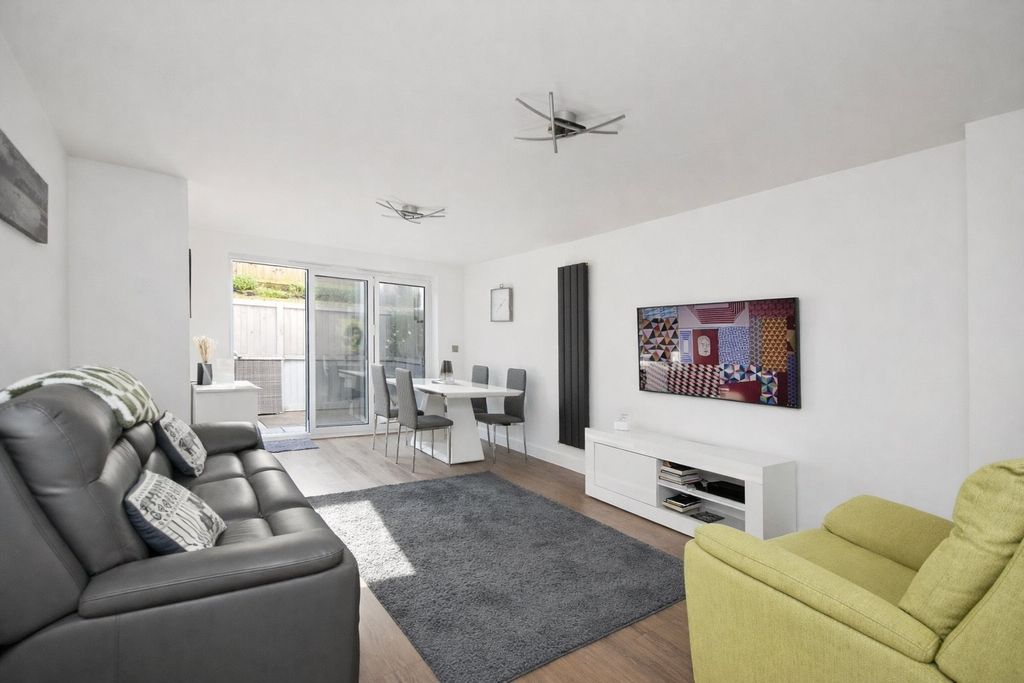 Additional image 5 of 4 bed end terrace house for saleBeach Mews, Broadstairs, Kent CT10
