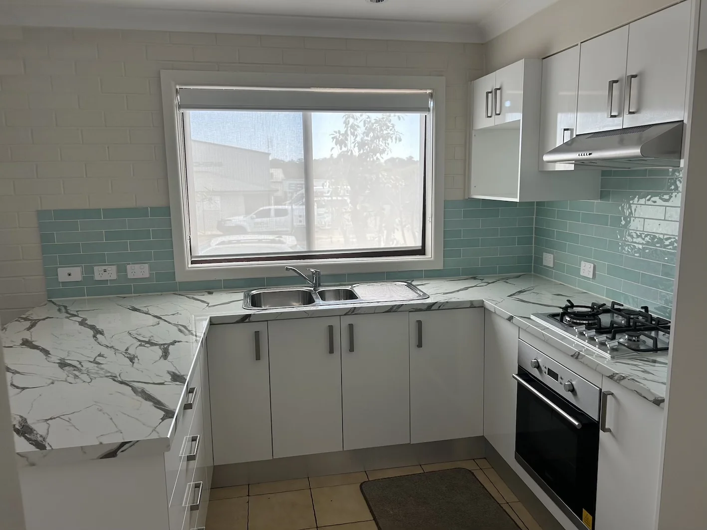 2/43 Spring Street, Young NSW 2594 photo 2