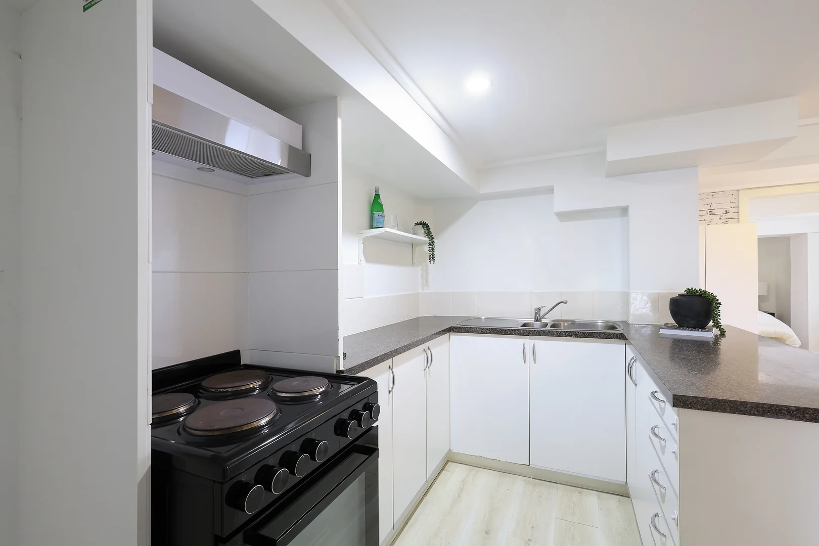 Additional image 17 of 40 Paradise Avenue, Miami QLD 4220