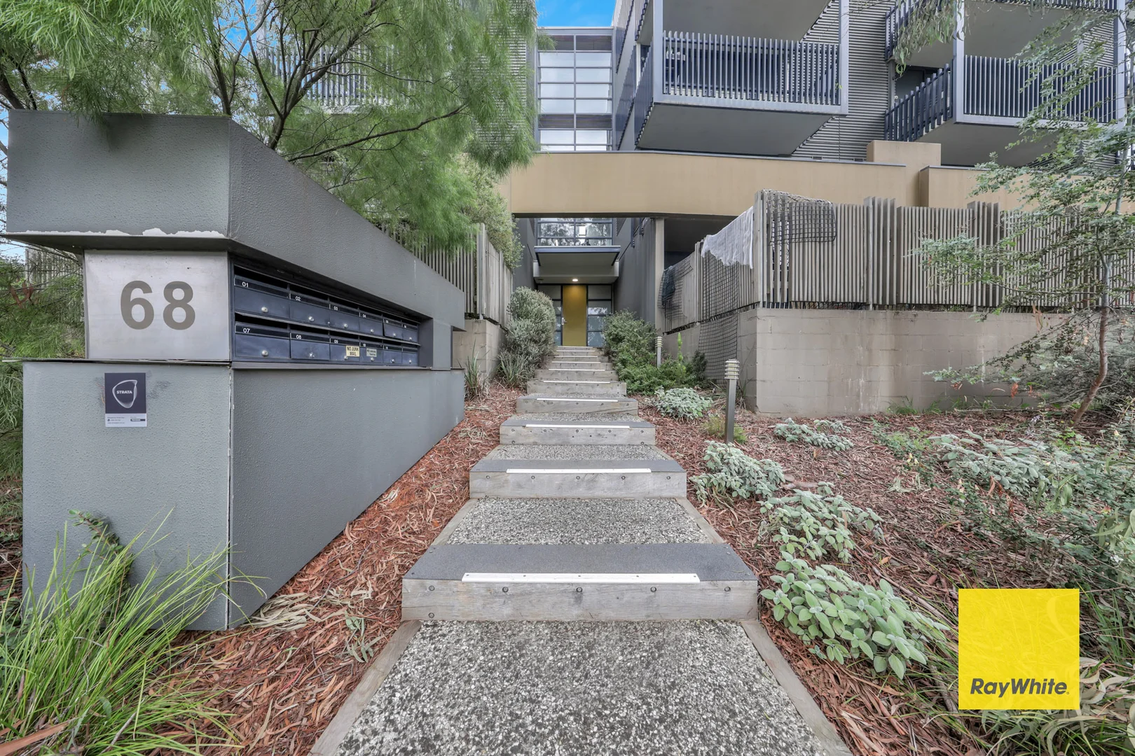 10/68 Janefield Drive, Bundoora VIC 3083 photo 2