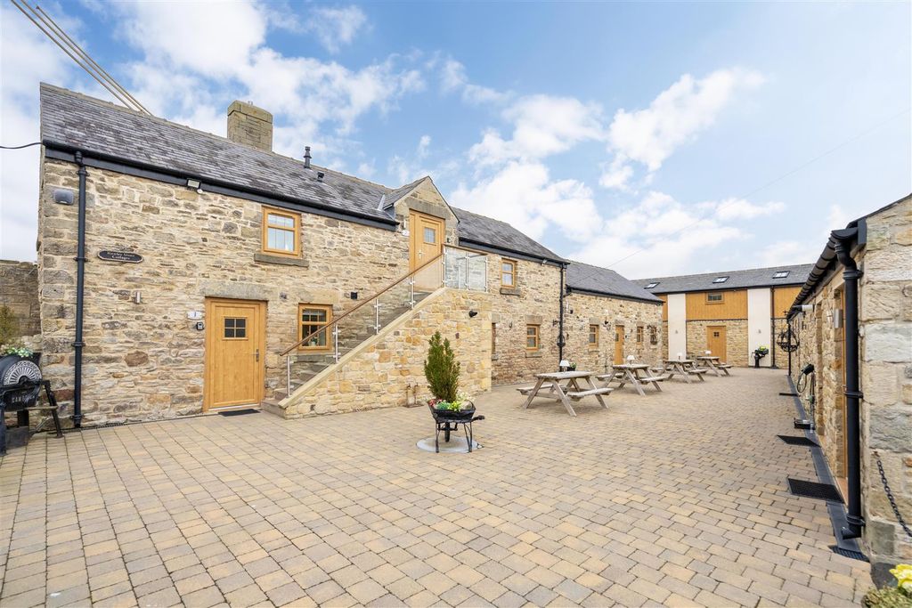 11 bed property for saleStone Built Cottages, Rowley, Consett DH8