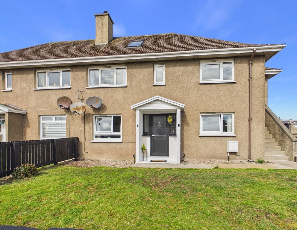 2 bed flat for saleKellas Avenue, Lossiemouth, Moray IV31