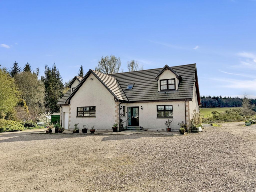 Additional image 3 of 4 bed detached house for saleElgin IV30
