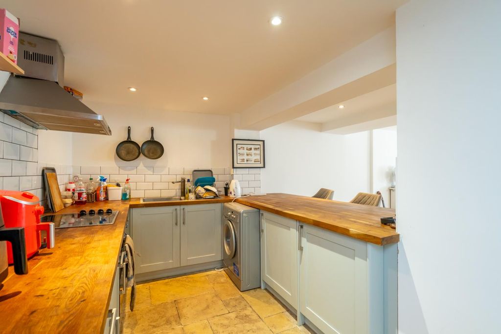 Additional image 4 of 2 bed maisonette for saleMaisonette, Park Road, Bognor Regis PO21