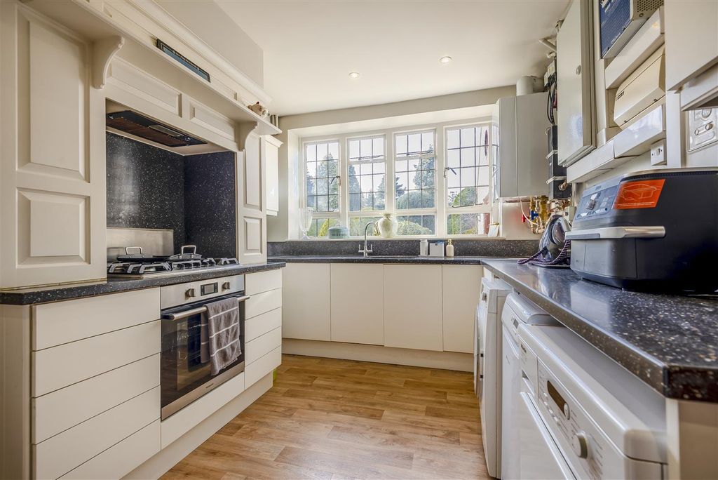 Additional image 19 of 6 bed detached house for saleLuttrell Road, Four Oaks Estate B74