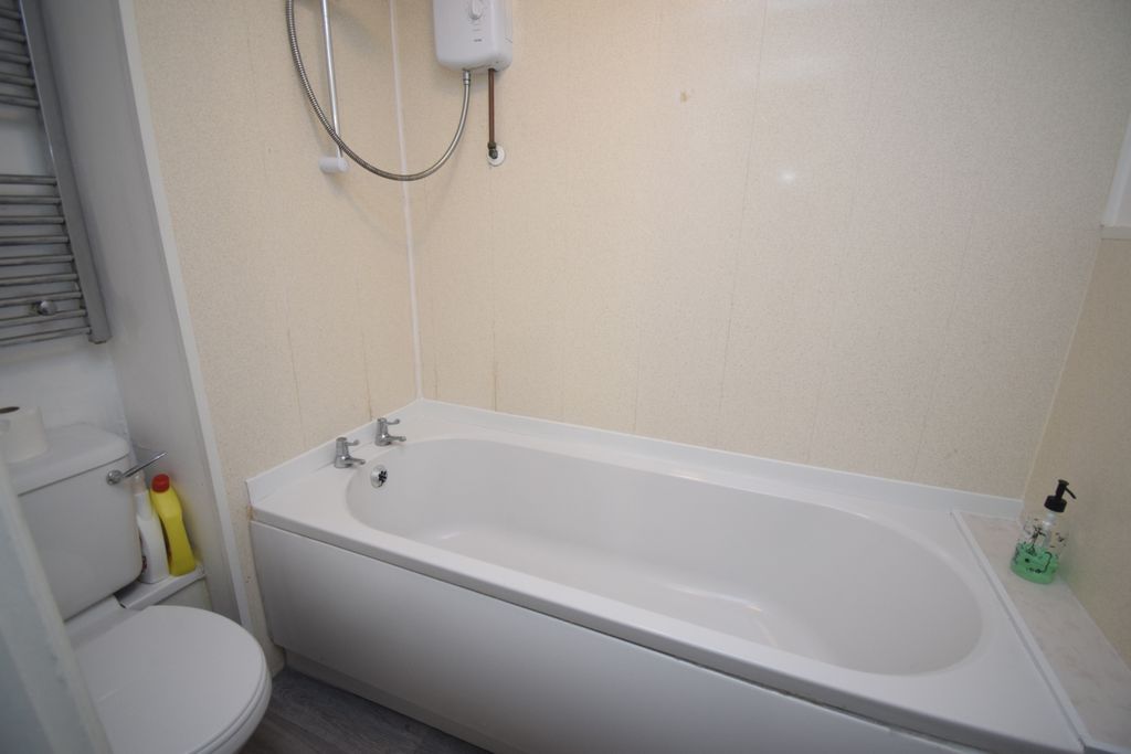 Additional image 7 of 2 bed flat for saleSt Marys Court, Bridgwater, Somerset TA6