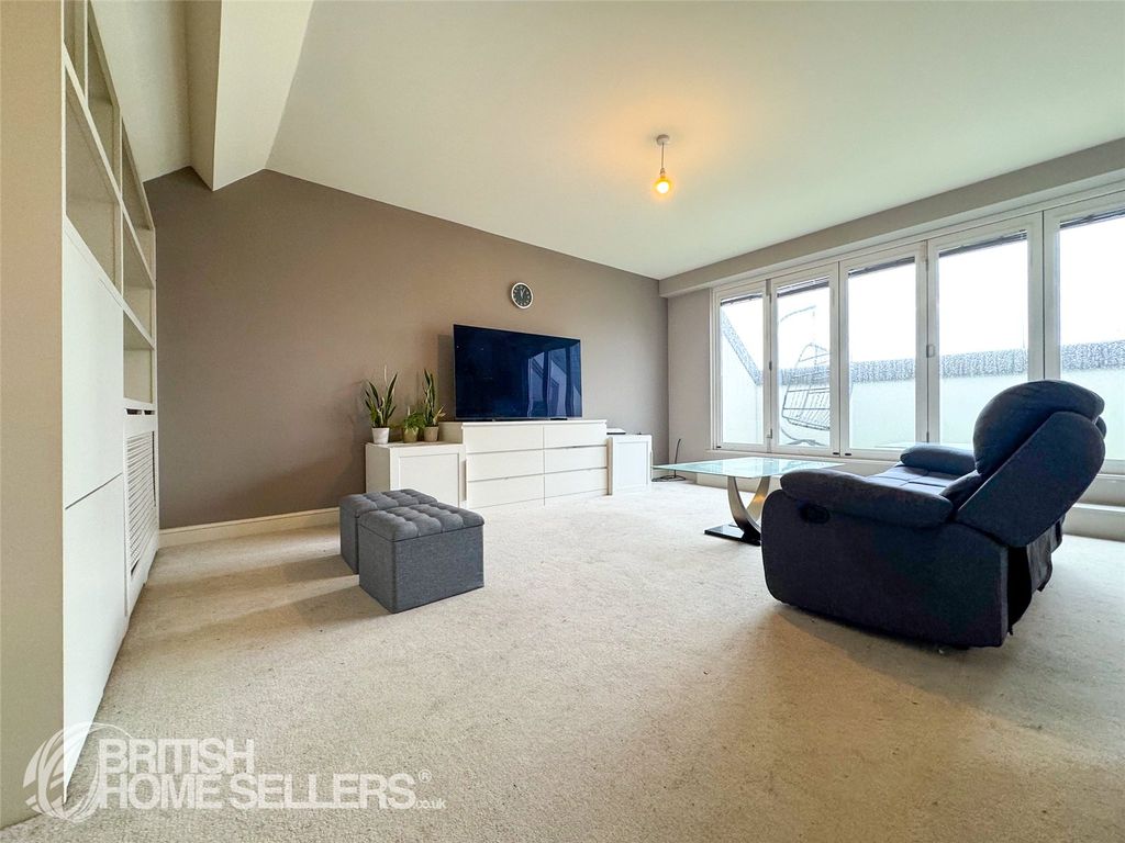 Additional image 4 of 3 bed flat for saleKershaw Drive, Lancaster, Lancashire LA1