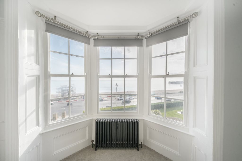 Additional image 14 of 7 bed terraced house for saleRoyal Crescent, Brighton, East Sussex BN2