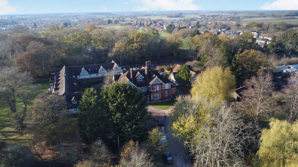 Additional image 2 of 2 bed flat for saleMonken Hadley, Braintree CM7