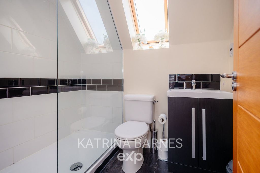 Additional image 21 of 6 bed detached house for saleGrantham Avenue, Great Notley CM77