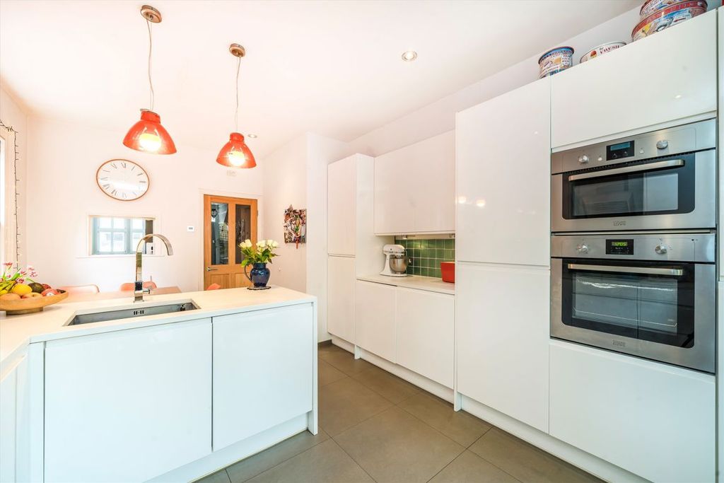 Additional image 3 of 3 bed terraced house for saleEastbourne Road, Brentford TW8