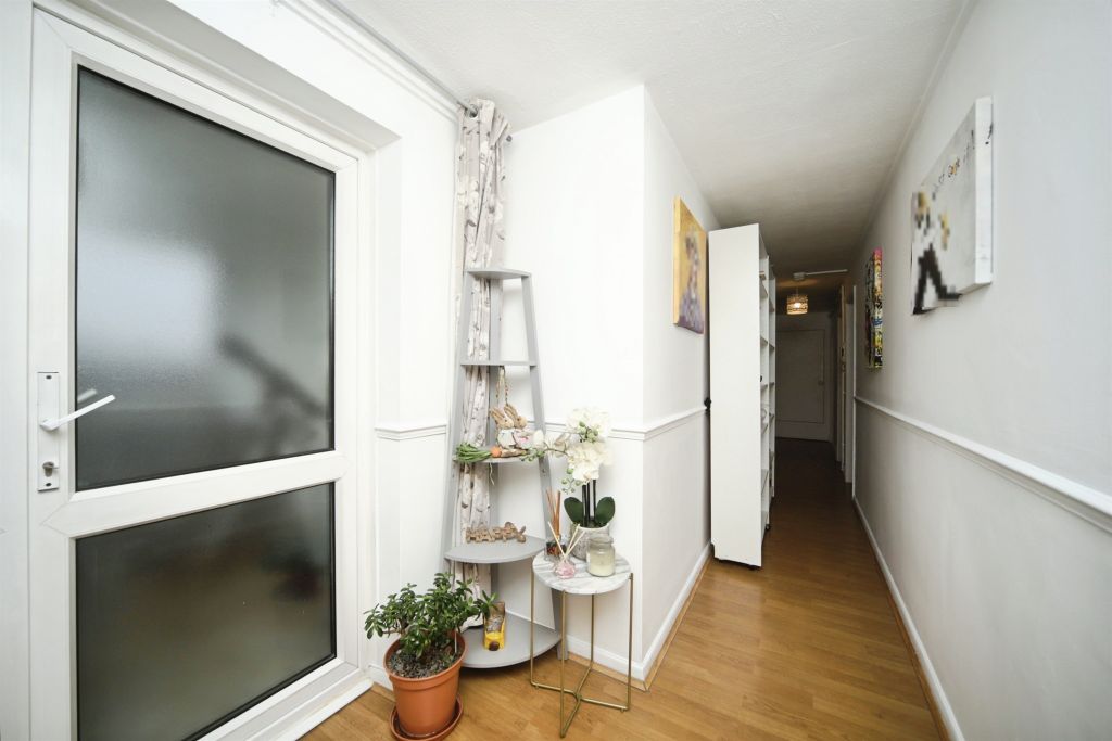 Additional image 3 of 2 bed flat for saleMoots Lane, Bridgwater TA6