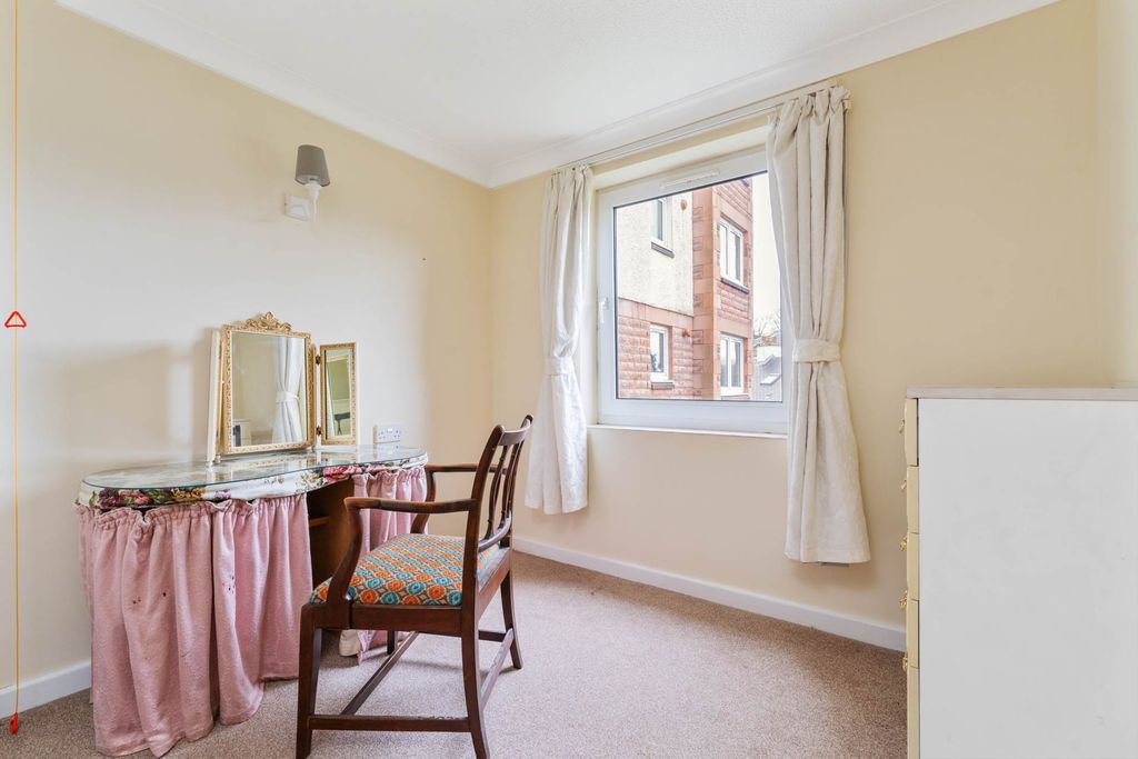 Additional image 7 of 1 bed flat for saleElphinstone Court, Kilmacolm PA13
