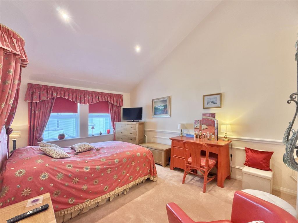 Additional image 14 of 2 bed flat for saleBerry Head Road, Brixham TQ5