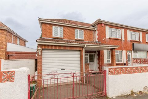Acacia Road, Staple Hill, Bristol BS16