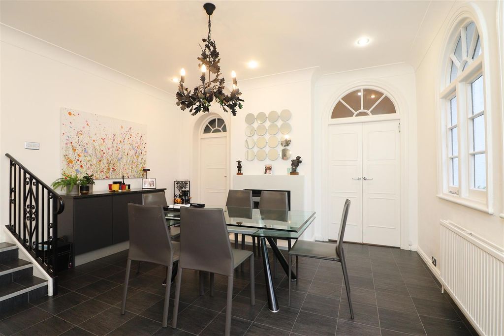 Additional image 5 of 5 bed detached house for saleBarham Avenue, Elstree, Borehamwood WD6