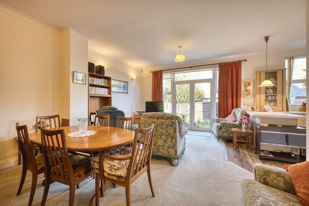 Additional image 2 of 3 bed flat for salePark Road, Broadstairs, Kent CT10