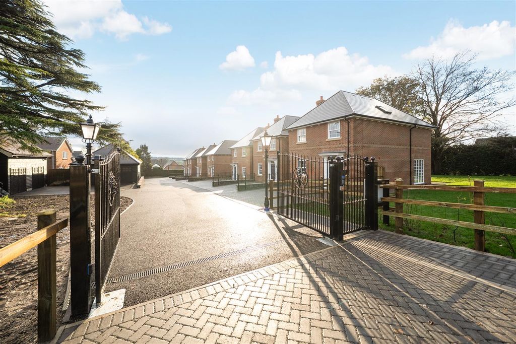 Additional image 19 of 4 bed detached house for saleSalisbury Road, Blandford Forum DT11