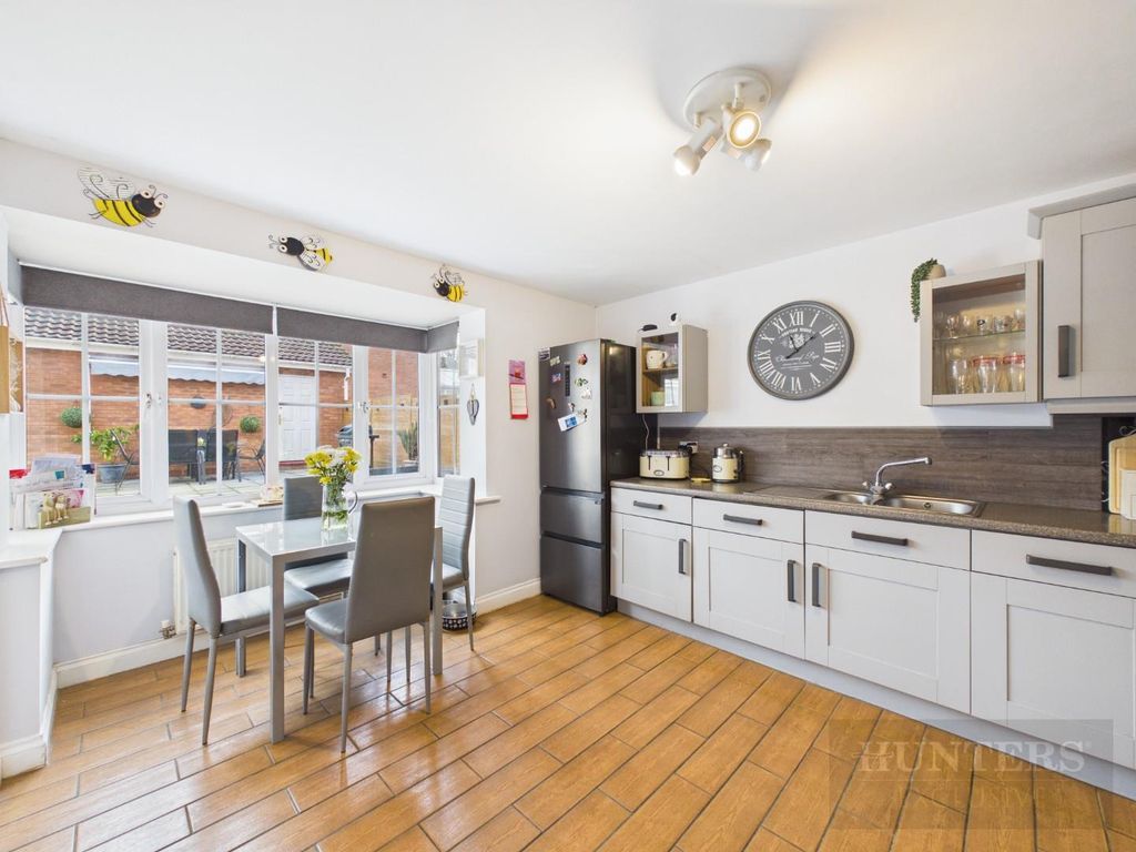 Additional image 5 of 5 bed detached house for saleWaterdale Close, Bridlington YO16