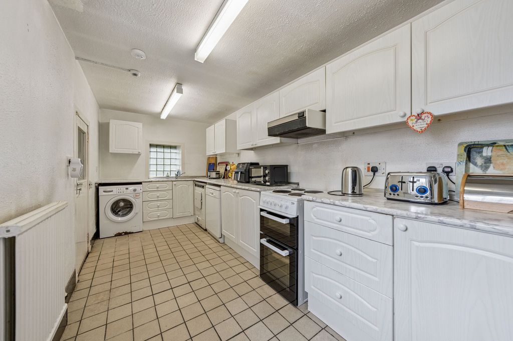 Additional image 10 of 6 bed detached house for sale9 St. Johns Road, Pollokshields, Glasgow G41