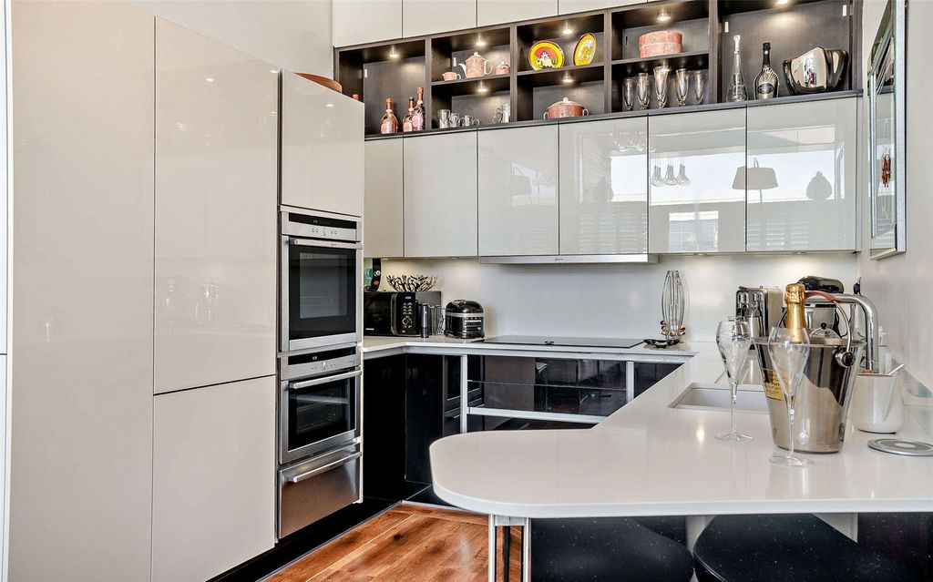 Additional image 8 of 2 bed flat for saleFerry Court, Cardiff CF11