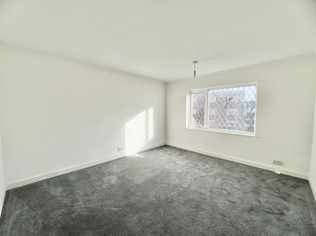 Additional image 9 of 2 bed flat for saleBannister Court, Bispham FY2